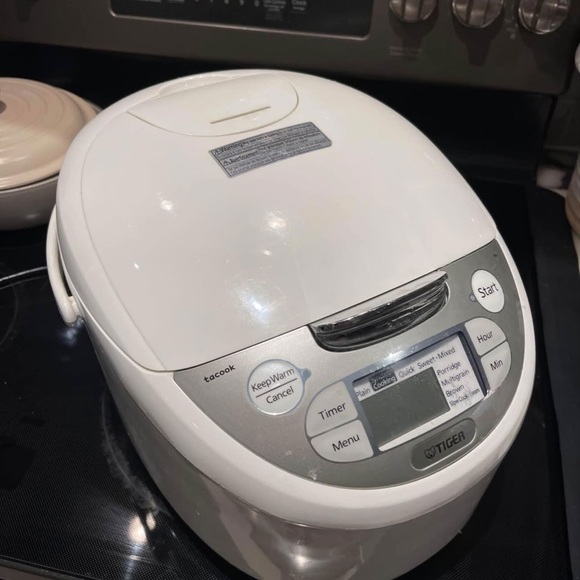Tiger White Rice Cooker - Picture 3 of 3